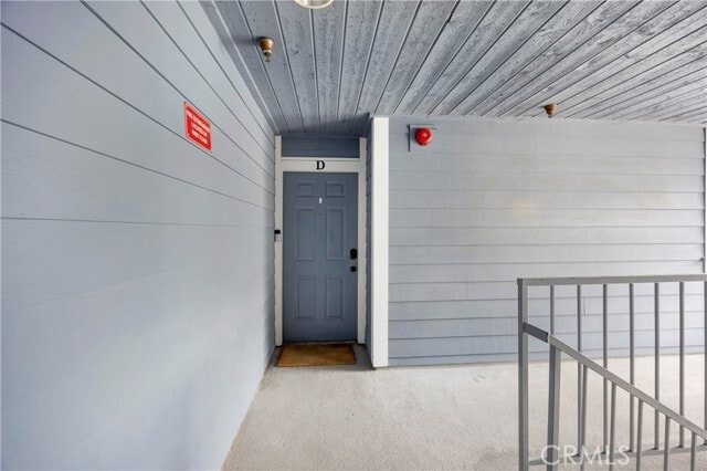 Building Photo - 111 S Lakeview Ave