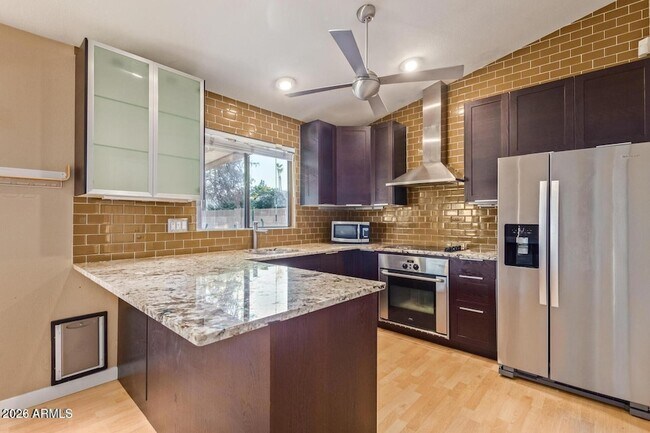 Building Photo - 6501 E Sandra Terrace