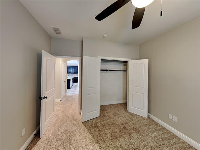 Building Photo - 405 Bentley Dr
