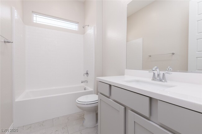 Building Photo - 929 Silverfir Ct