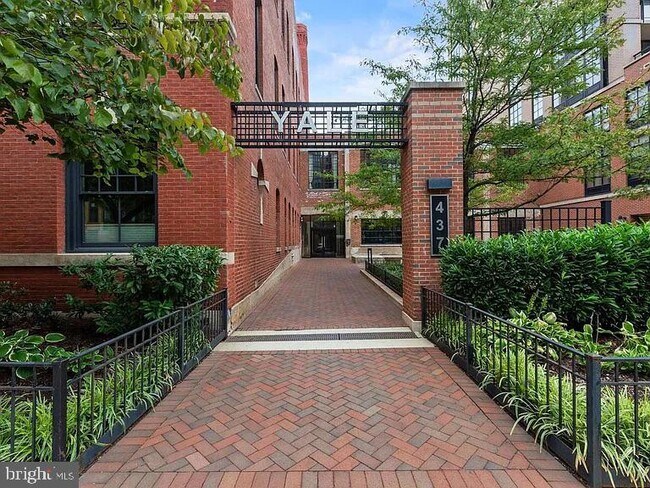 Building Photo - 437 New York Ave NW