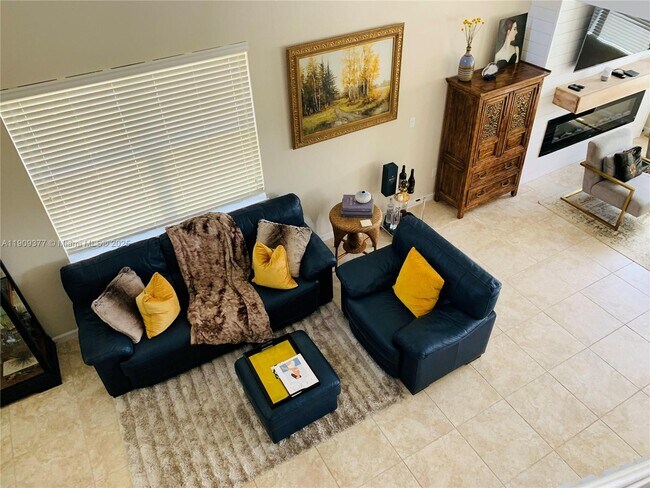 Building Photo - 4812 Foxtail Palm Ct