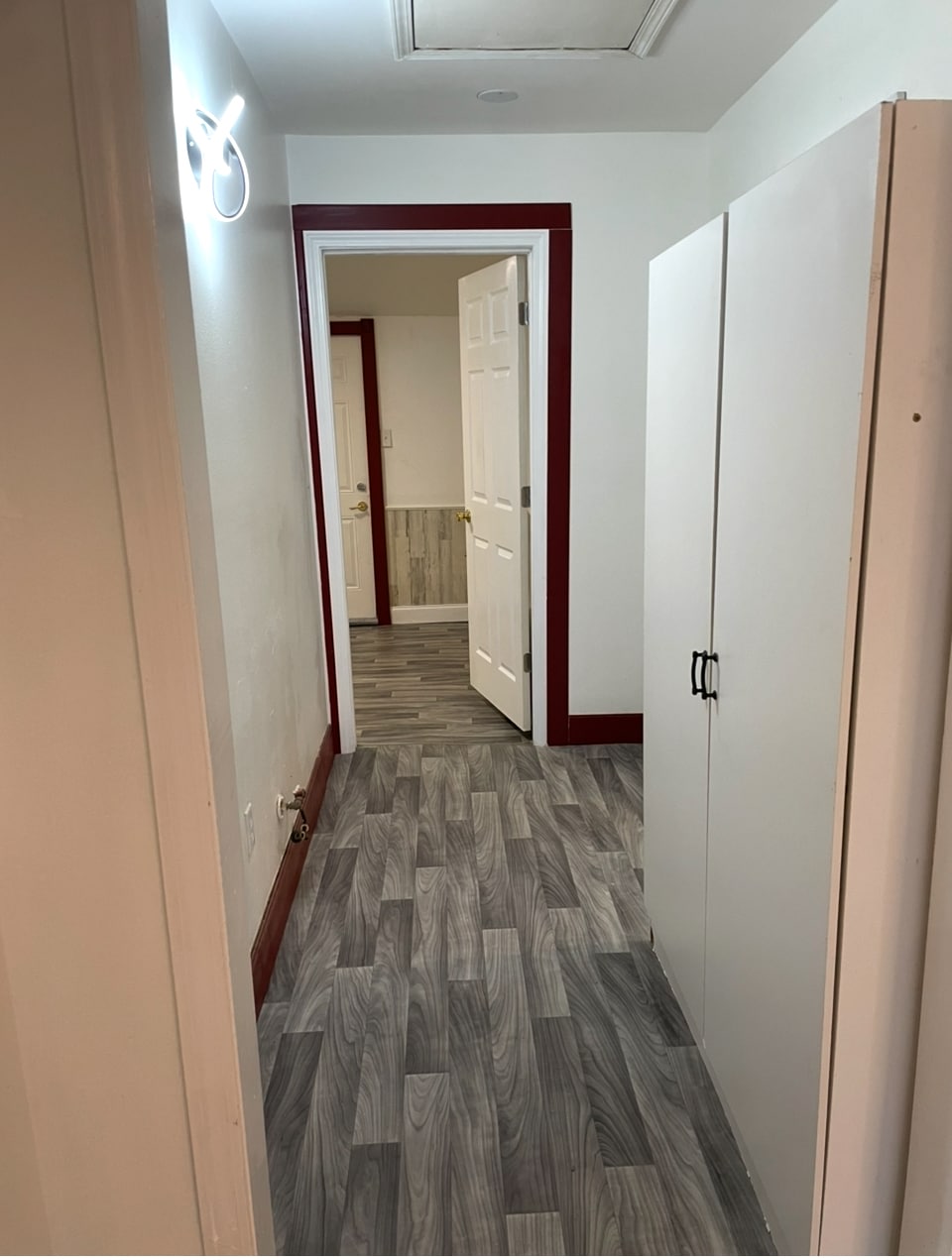 Building Photo - 509 S Laurel St