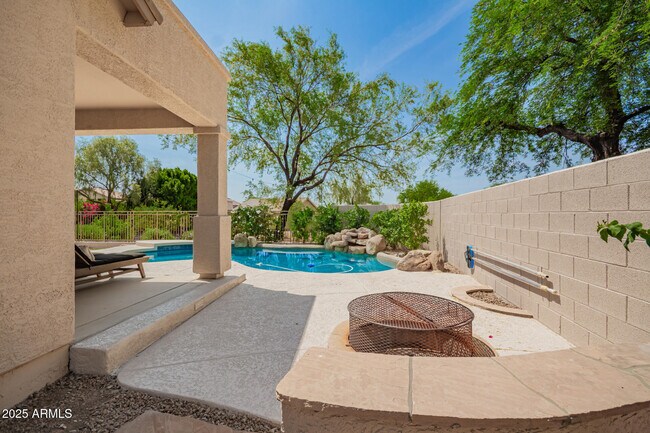 Building Photo - 7701 E Buteo Dr