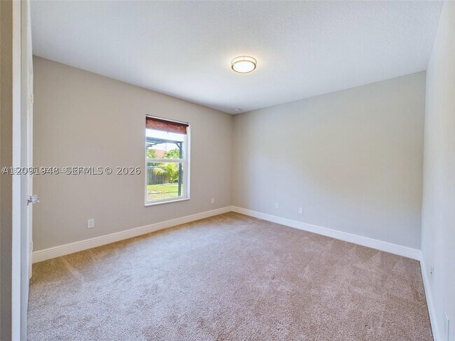 Building Photo - 1557 SW Aledo Ln