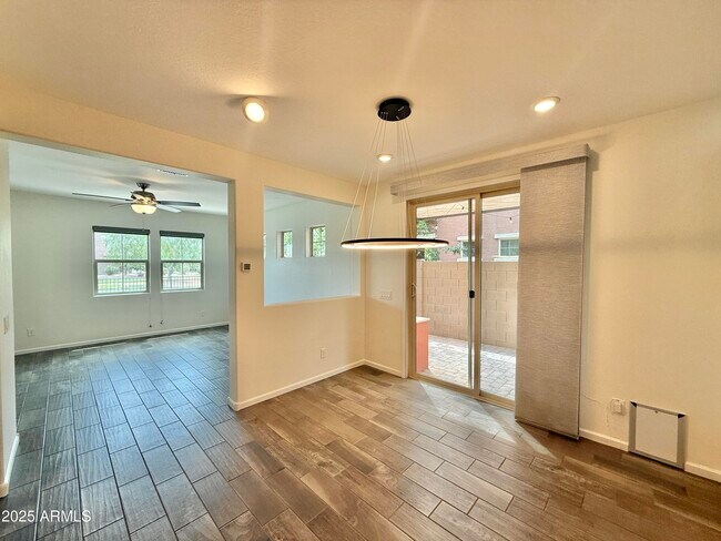 Building Photo - 3231 S Mingus Dr
