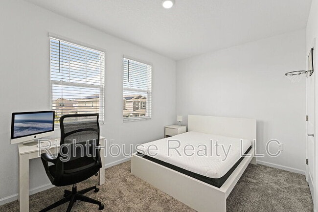 Building Photo - 4135 Pino St