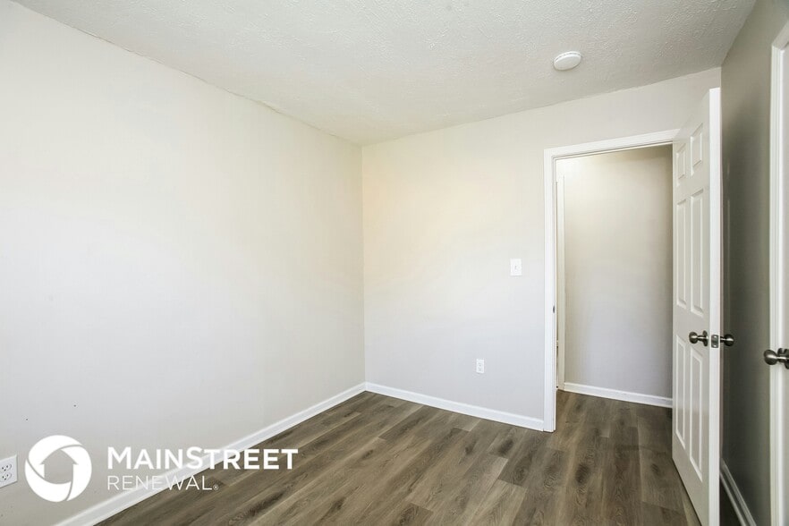 Building Photo - 5524 Marilyn Rd