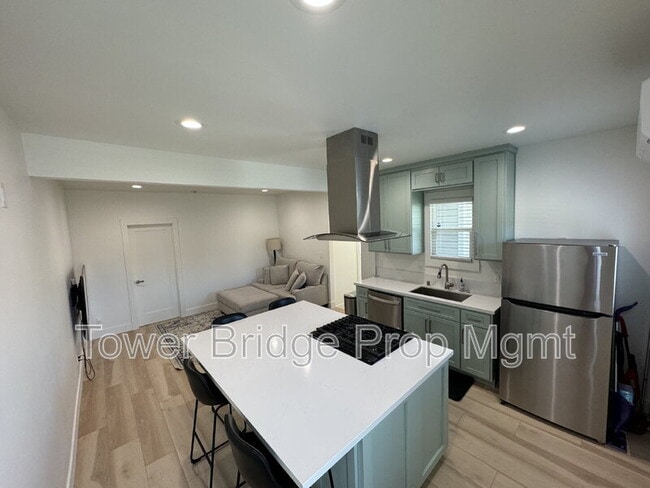 Building Photo - 3897 7th Ave