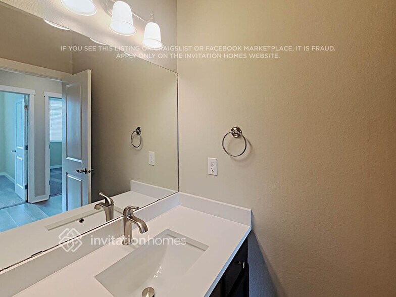 Building Photo - 8138 154th St E