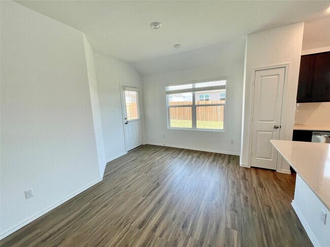 Building Photo - 3208 Kenner Dr