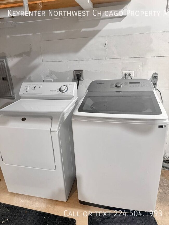 Building Photo - 66 Ridgewood Rd