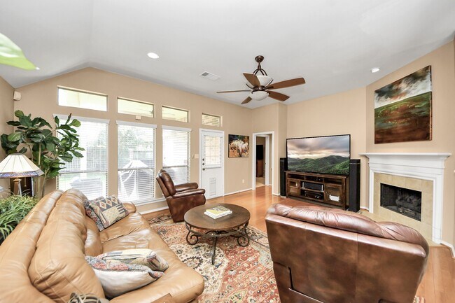 Building Photo - 28219 Crossprairie Dr