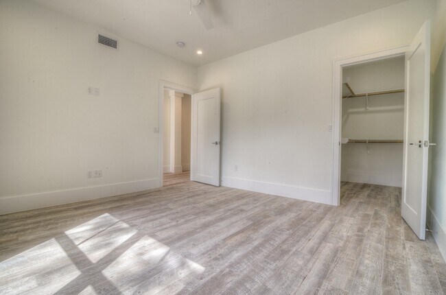 Building Photo - 3109 Walling Dr