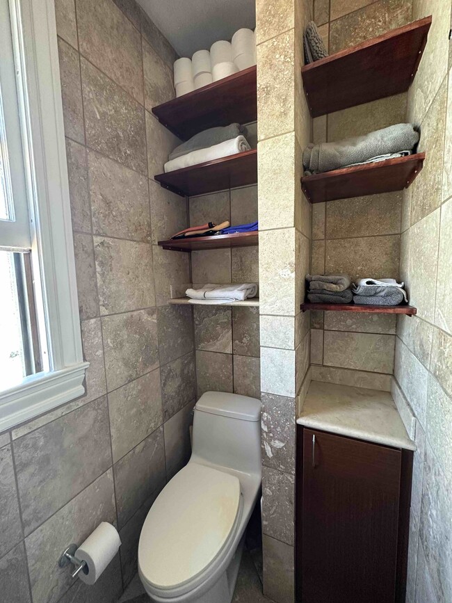 Bathroom with shelves - 702 Ash St