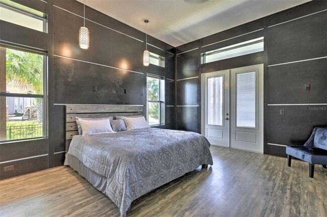 Building Photo - 13743 Walcott Avenue