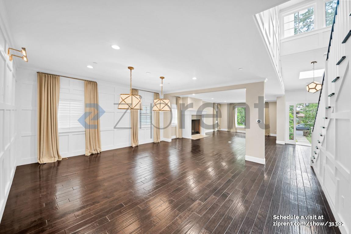 Building Photo - 1147 Centinela Ave