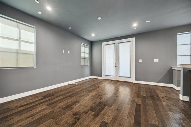 Building Photo - 5824 Winsome Ln