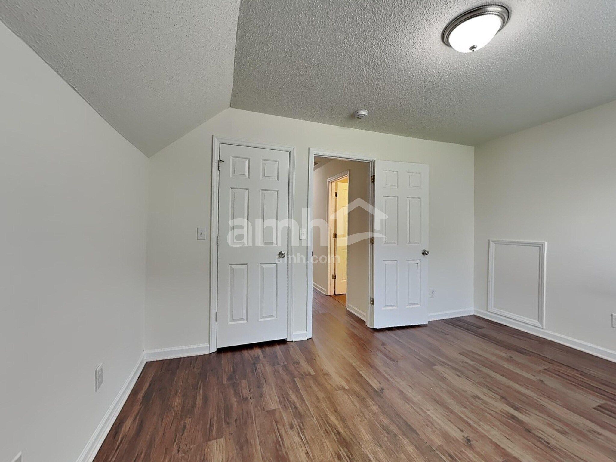 Building Photo - 150 Exeter Ct