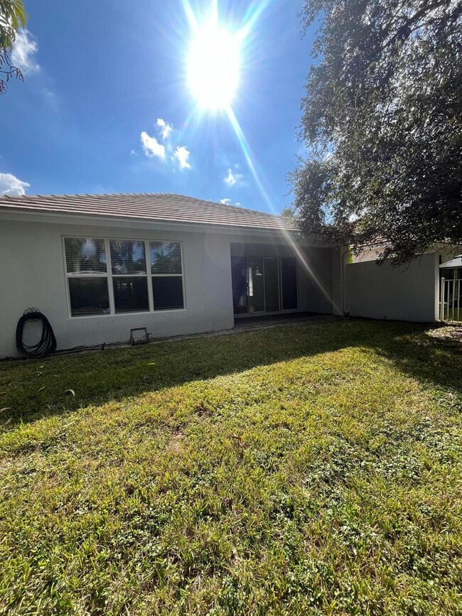 Building Photo - 325 Mulberry Grove Rd