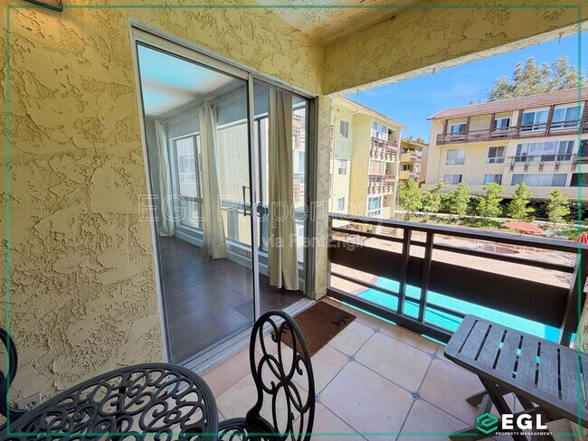 Building Photo - 6275 Canterbury Dr