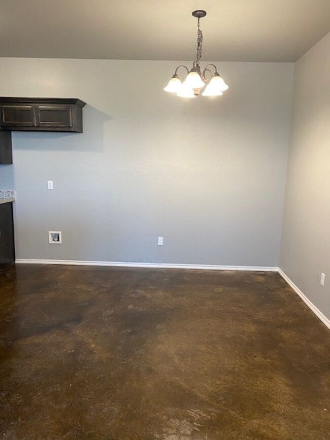 Building Photo - Brand new construction! 3br 2ba duplex wit...