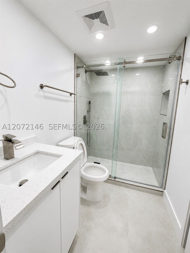 Building Photo - 10985 SW 107th St