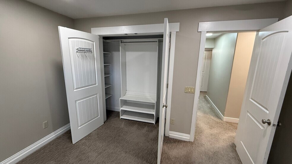 Building Photo - 3915 Timpview Dr