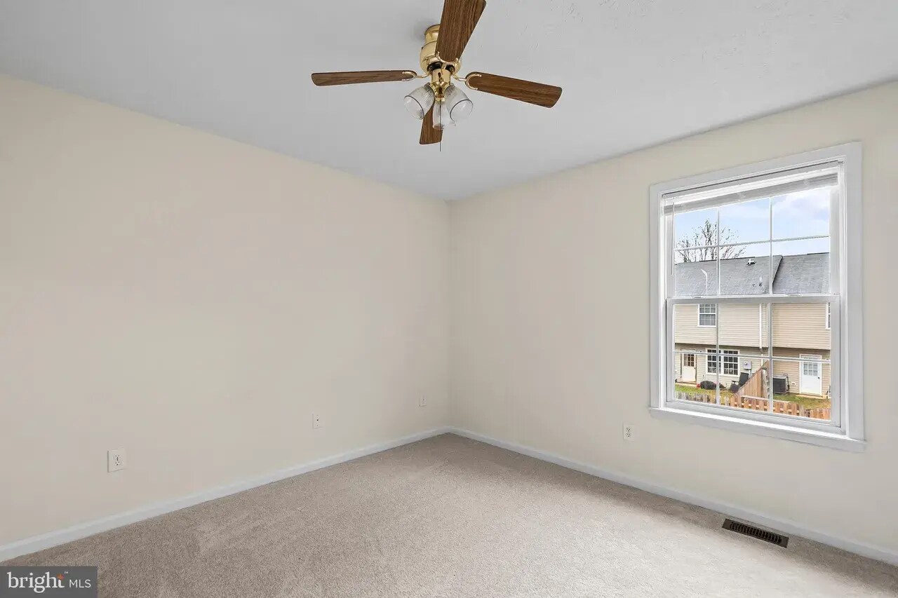 Master bedroom - 10512 Tidewater Plains Dr