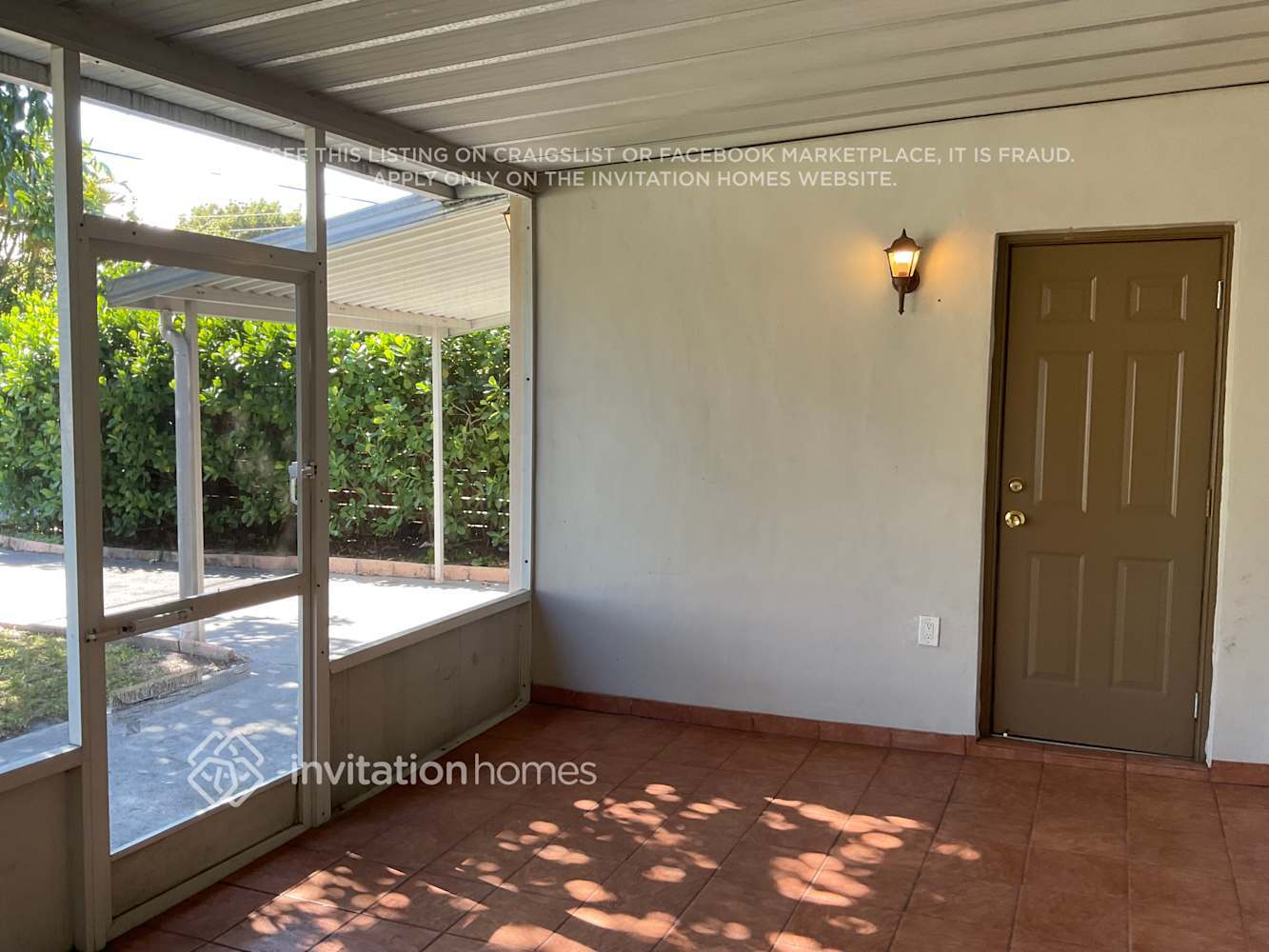 Building Photo - 946 Johnson St