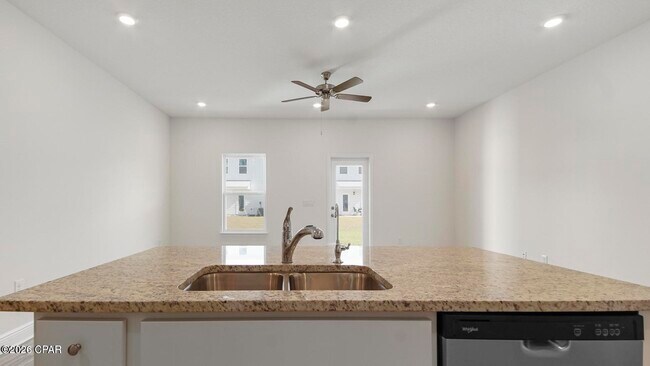 Building Photo - 187 Ellery Ln