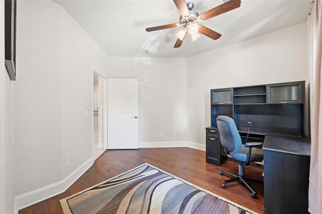 Building Photo - 500 Water's Edge Drive