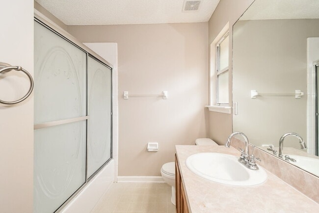 Building Photo - 8554 Star Leaf Rd N