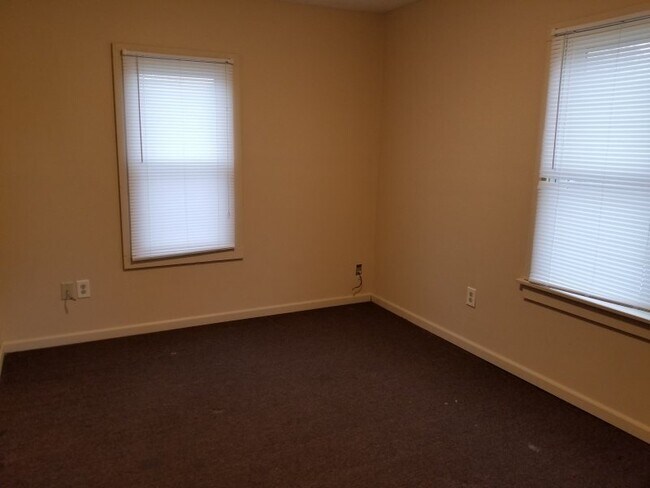 Building Photo - 235 W Columbia St