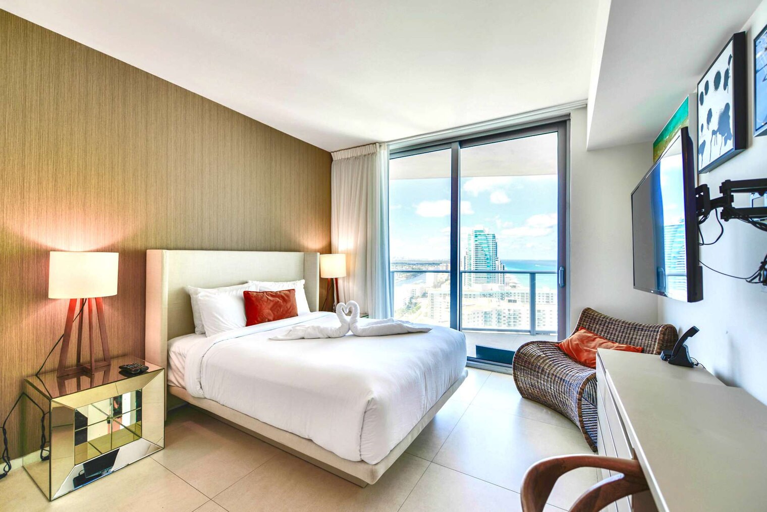 Building Photo - 4111 S Ocean Dr
