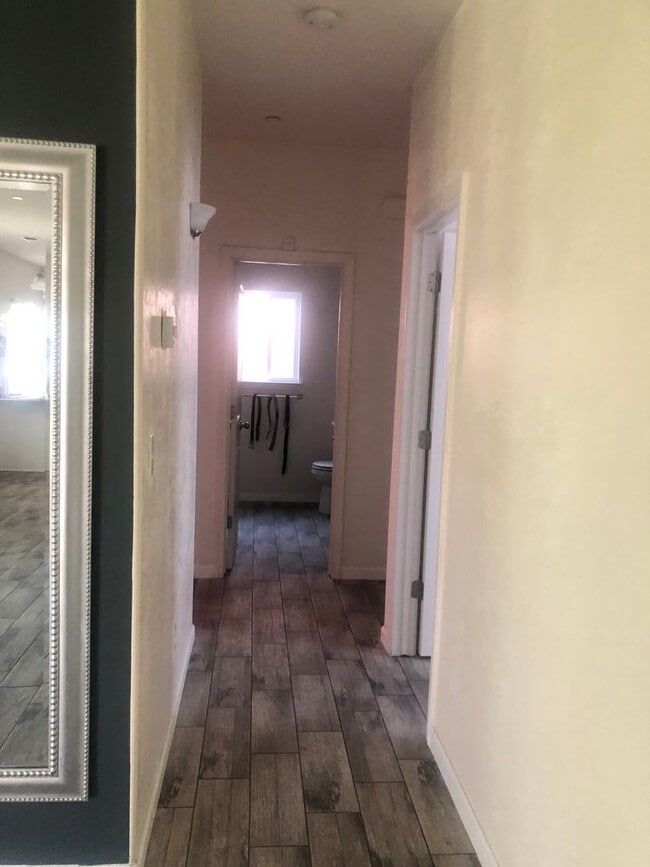 Building Photo - Single Family Home!!
