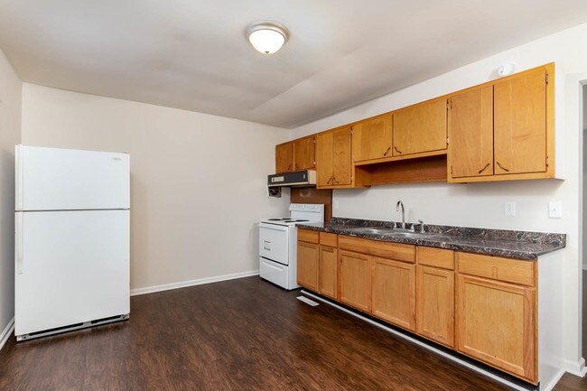 Building Photo - 145 Newcastle St