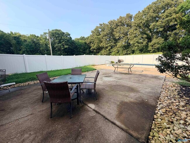 Building Photo - 15055 Co Rd 236