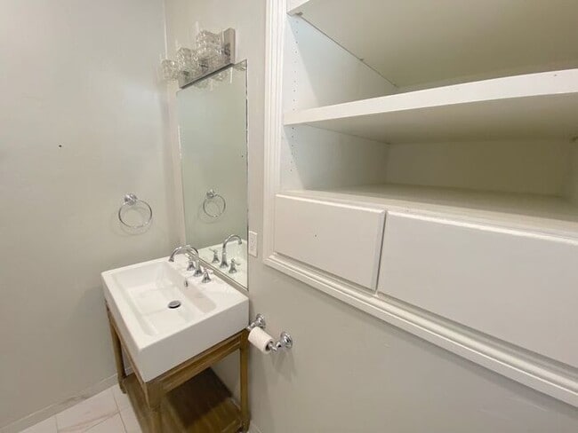 Building Photo - Fabulous Reno Historical House - Charming ...