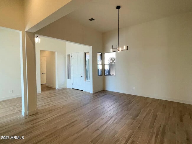 Building Photo - 9273 W Country Club Trail