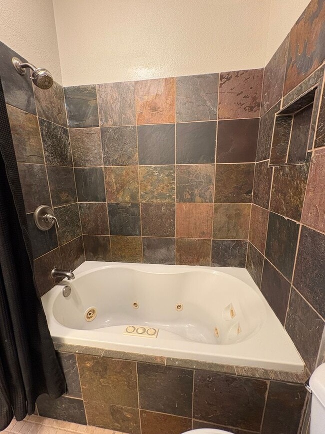 Building Photo - High end, 3 bedroom single family home in The Grove!