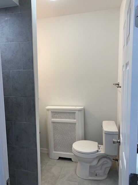 Building Photo - 10 N 42nd St