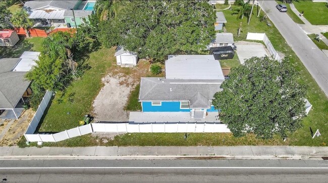 Building Photo - 2963 Bahia Vista St