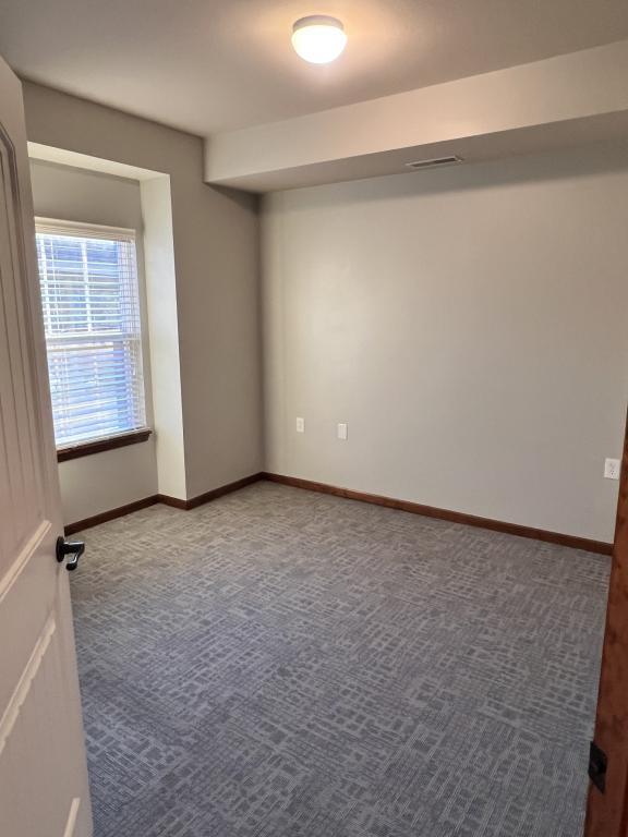 Building Photo - 1301 Tracy Ave