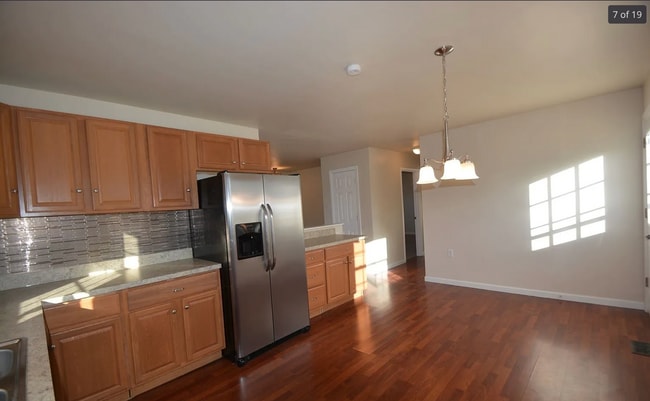 Building Photo - Move-In Ready 4-Bedroom Single Family Home in Smyrna!