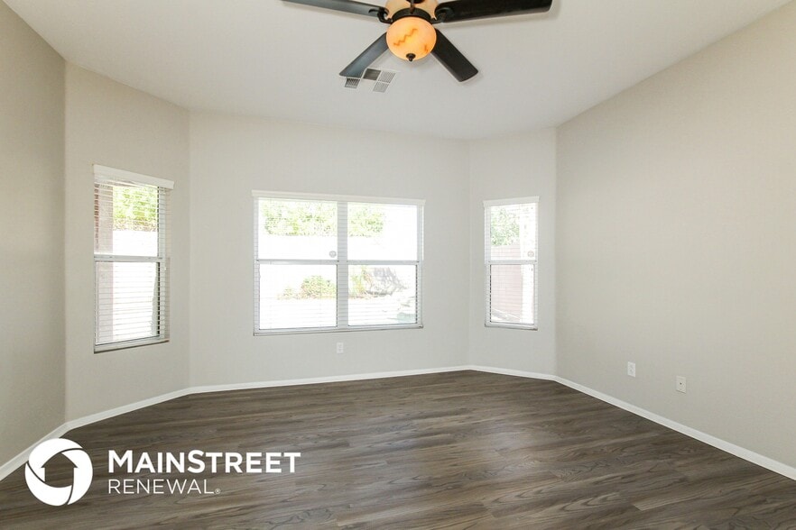 Building Photo - 15832 W Calavar Rd