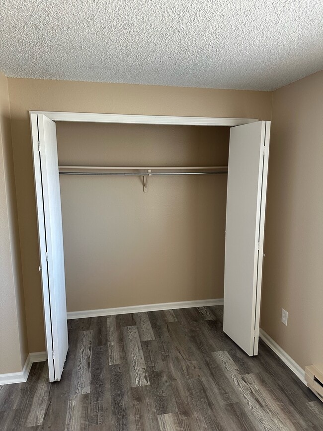 Building Photo - 4881 Basswood Dr