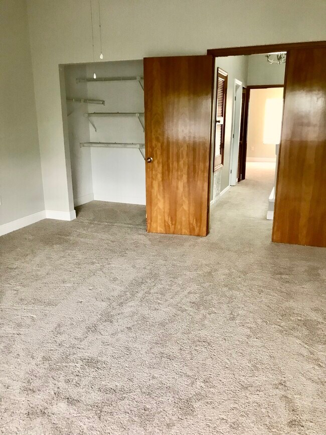 2ND FL BEDROOMS - 3679 Oakhill Dr