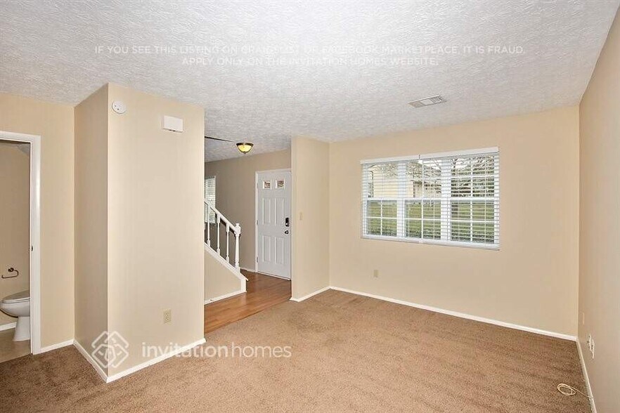 Building Photo - 2647 Morgan Lake Dr NE