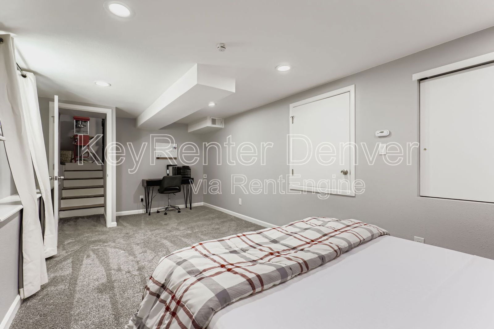 Building Photo - 683 Dawson St